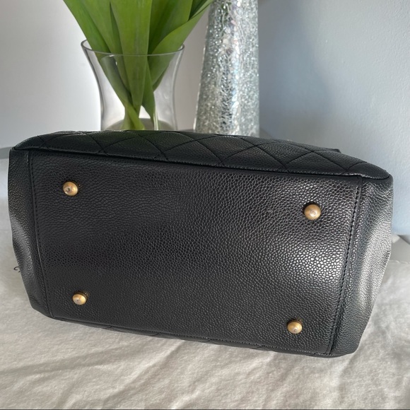 ❤️SOLD❤️ CHANEL Logo Quilted Timeless Caviar Petite Tote Bag - Picture 8 of 14